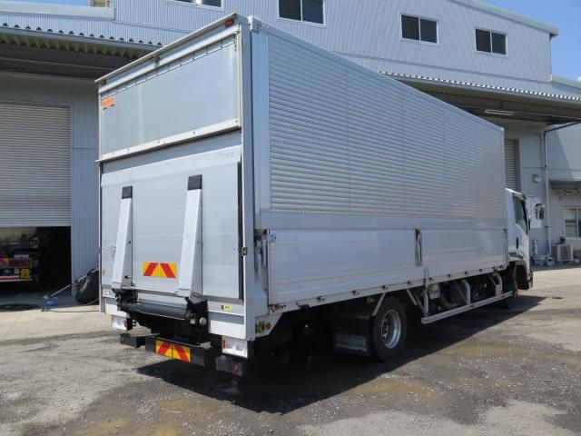 Isuzu FORWARD 2020-06 8331905-5