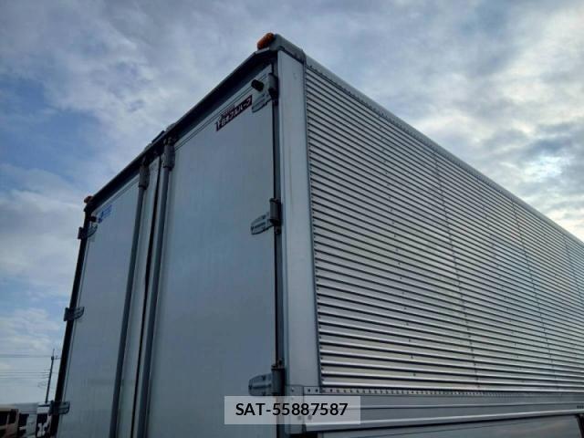 Isuzu FORWARD 2019-06 8354522-11