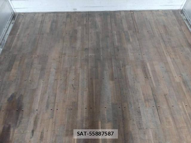 Isuzu FORWARD 2019-06 8354522-29