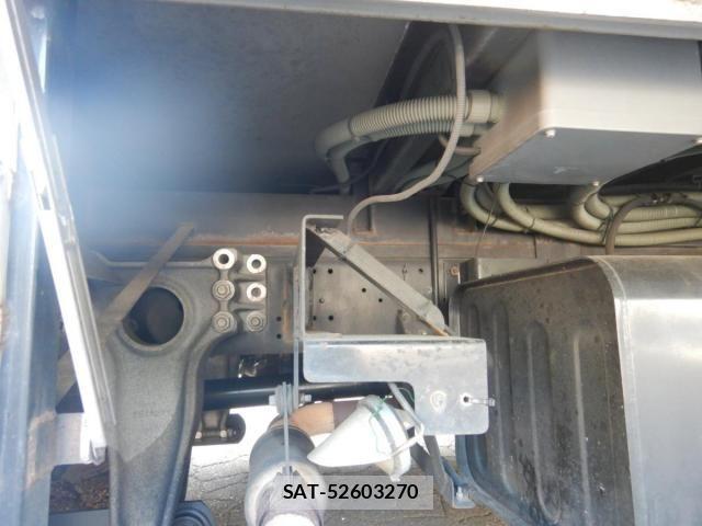 Isuzu FORWARD 2012-03 8354526-10