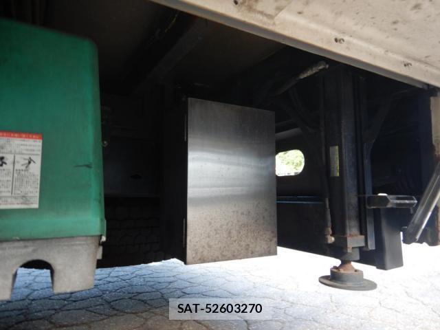 Isuzu FORWARD 2012-03 8354526-17
