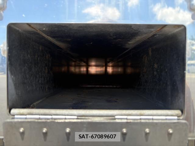 Isuzu FORWARD 2017-12 8354524-29