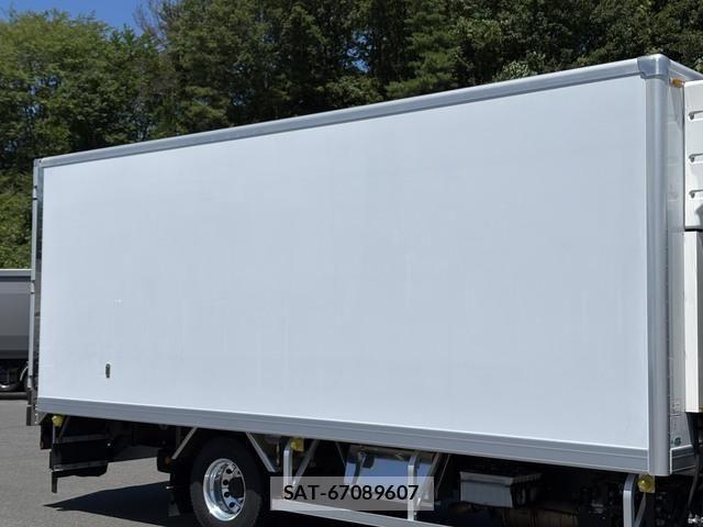 Isuzu FORWARD 2017-12 8354524-7