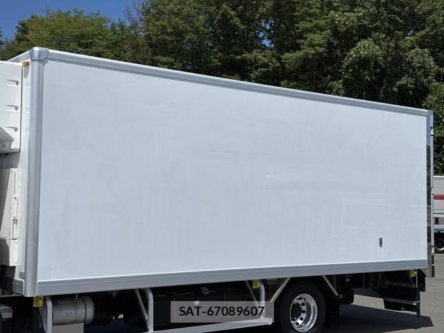 Isuzu FORWARD 2017-12 8354524-8