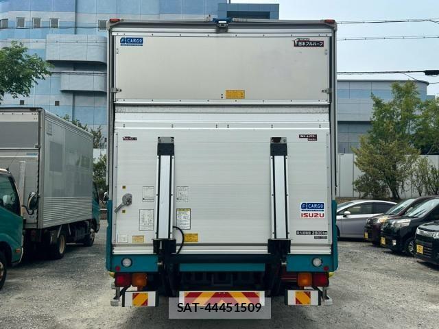 Isuzu FORWARD 2017-01 8366003-11