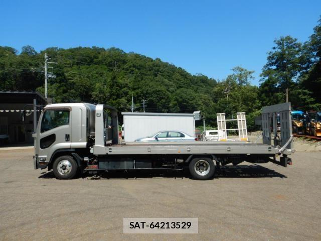 Isuzu FORWARD 2013-06 8366002-2