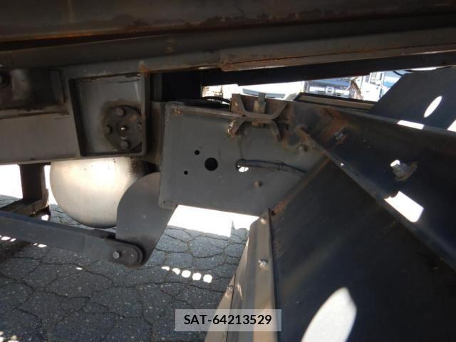 Isuzu FORWARD 2013-06 8366002-29