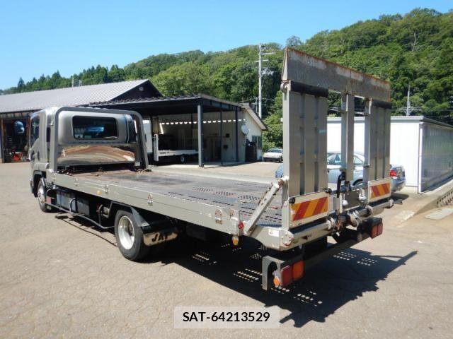 Isuzu FORWARD 2013-06 8366002-3