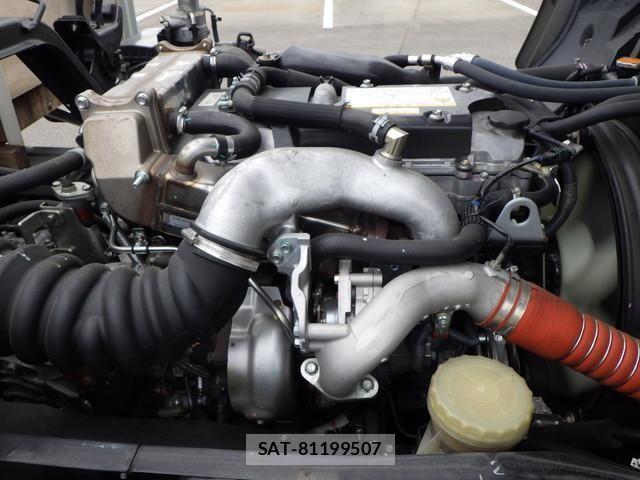 Isuzu FORWARD 2020-08 8412539-11