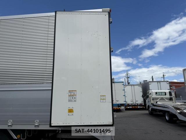 Isuzu FORWARD 2021-03 8412538-18