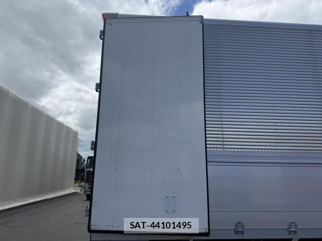 Isuzu FORWARD 2021-03 8412538-19