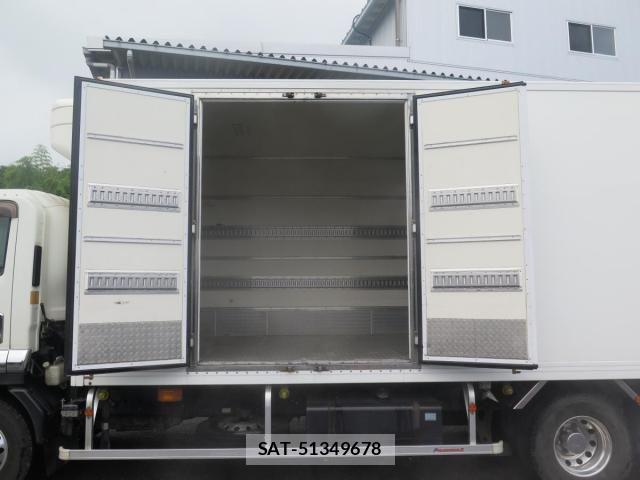 Isuzu FORWARD 2015-09 8412542-11