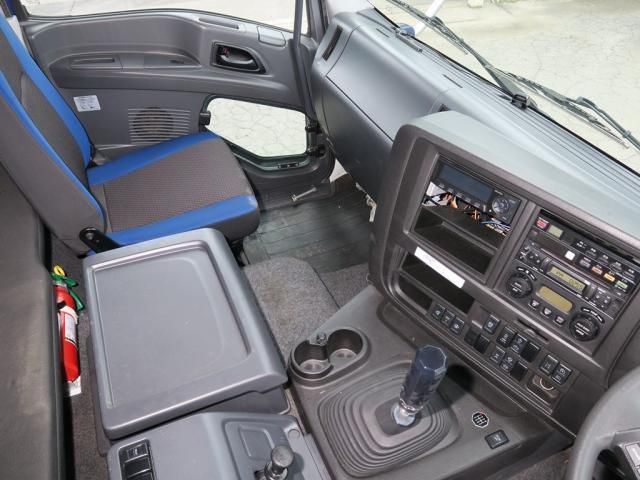 Isuzu FORWARD 2019-07 8431813-28