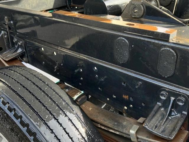 Isuzu FORWARD 2020-06 8431814-18