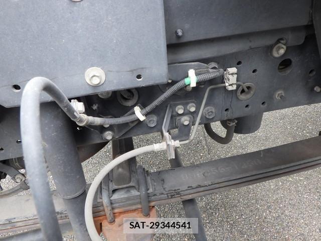 Isuzu FORWARD 2021-06 8485442-24