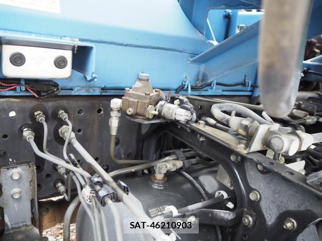 Isuzu FORWARD 2017-02 8485444-14