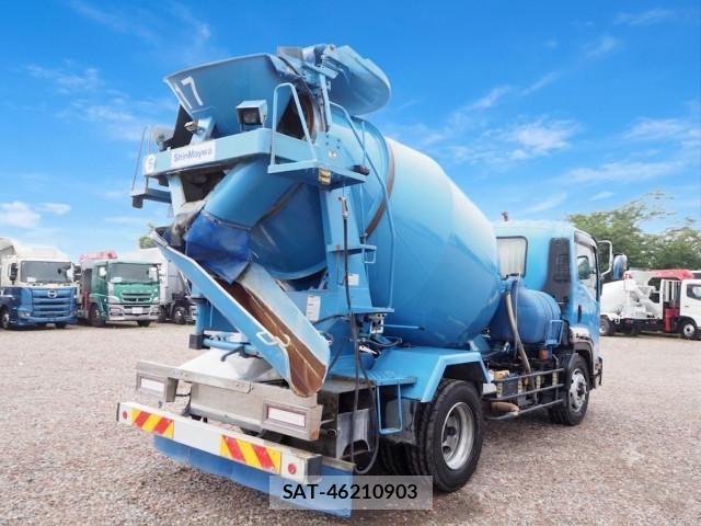 Isuzu FORWARD 2017-02 8485444-4