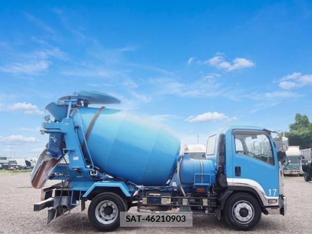 Isuzu FORWARD 2017-02 8485444-5