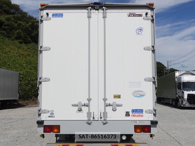Isuzu FORWARD 2014-01 8485443-4