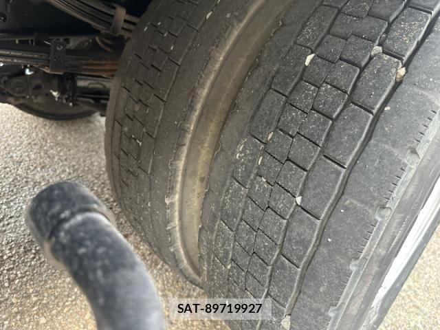 Isuzu FORWARD 2010-05 8524948-21