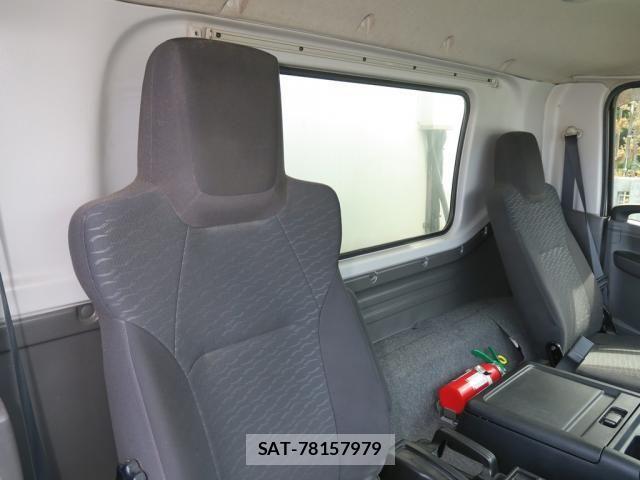 Isuzu FORWARD 2024-01 8524925-24
