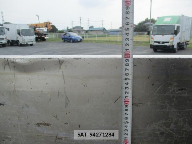 Isuzu FORWARD 2016-09 8524939-25
