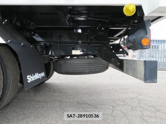 Isuzu FORWARD 2020-01 8524936-21
