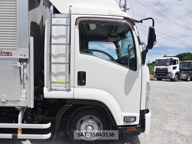 Isuzu FORWARD 2019-08 8524967-2