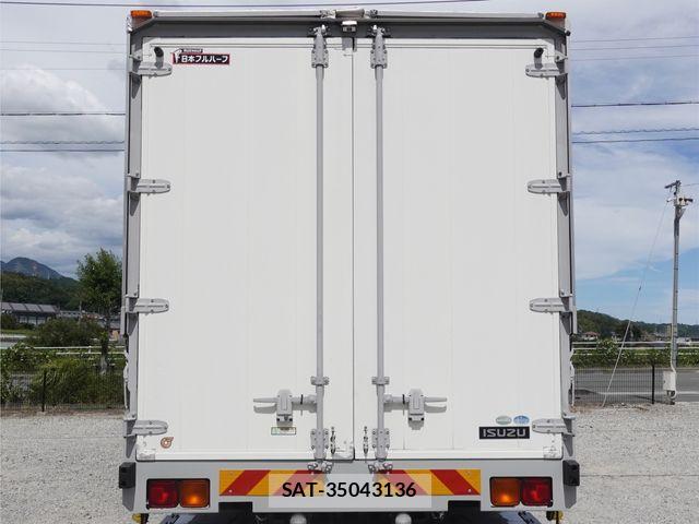 Isuzu FORWARD 2019-08 8524967-5