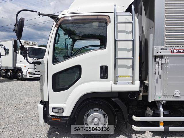 Isuzu FORWARD 2019-08 8524967-8