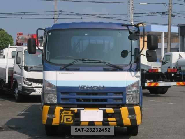 Isuzu FORWARD 2014-11 8524953-18