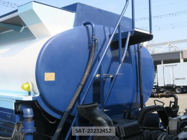 Isuzu FORWARD 2014-11 8524953-2