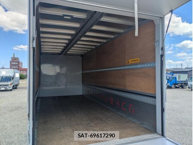 Isuzu FORWARD 2019-08 8524938-18