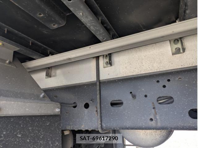 Isuzu FORWARD 2019-08 8524938-21