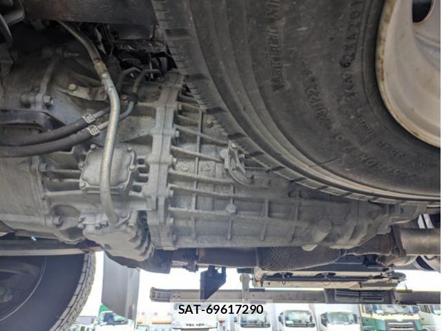 Isuzu FORWARD 2019-08 8524938-24