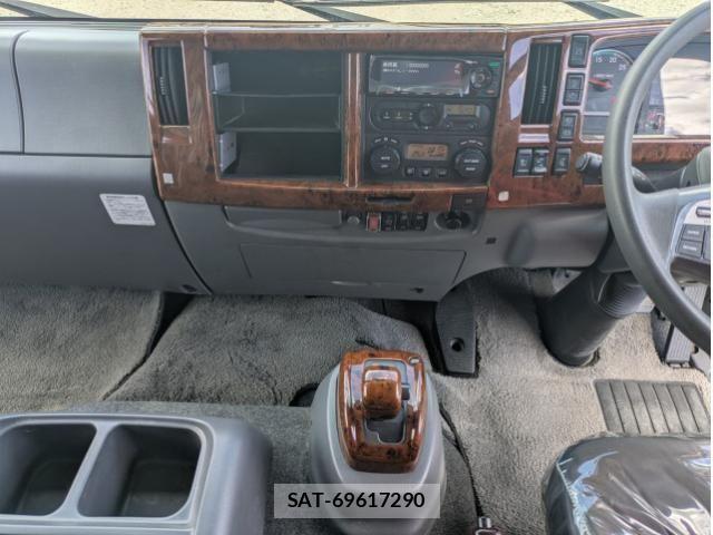 Isuzu FORWARD 2019-08 8524938-27