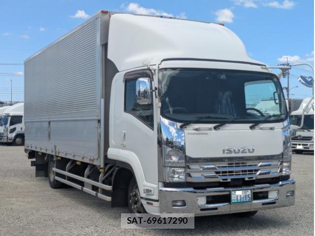 Isuzu FORWARD 2019-08 8524938-2