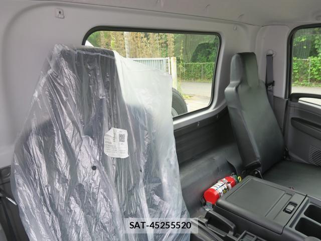 Isuzu FORWARD 2025-01 8524926-24