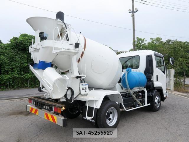 Isuzu FORWARD 2025-01 8524926-3