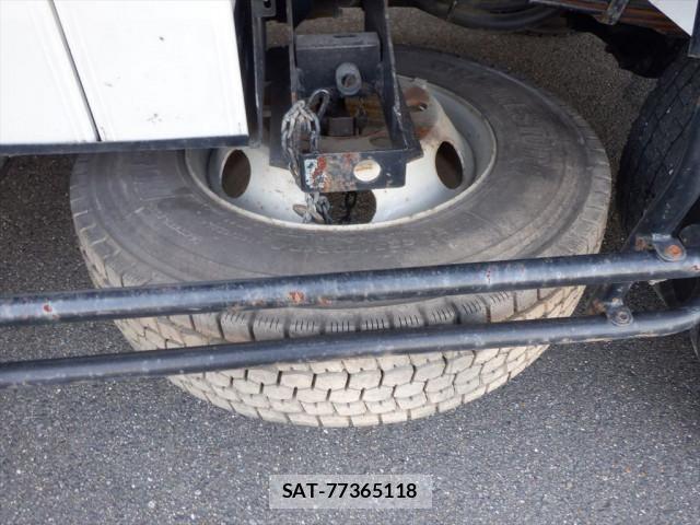 Isuzu FORWARD 2019-10 8524955-21