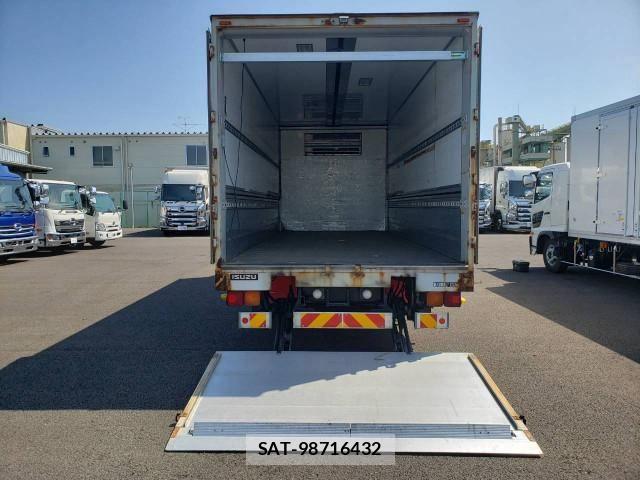 Isuzu FORWARD 2015-10 8524958-16