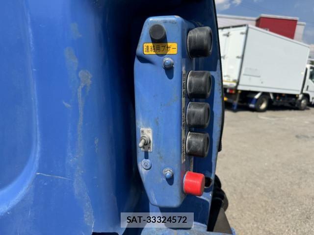 Isuzu FORWARD 2012-04 8524966-10