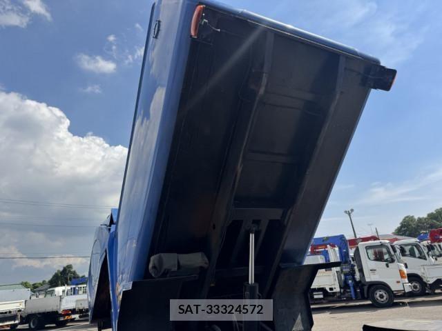 Isuzu FORWARD 2012-04 8524966-20