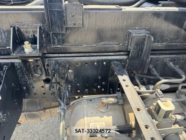Isuzu FORWARD 2012-04 8524966-24