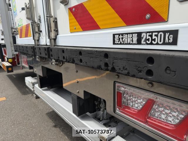 Isuzu FORWARD 2015-07 8524952-26