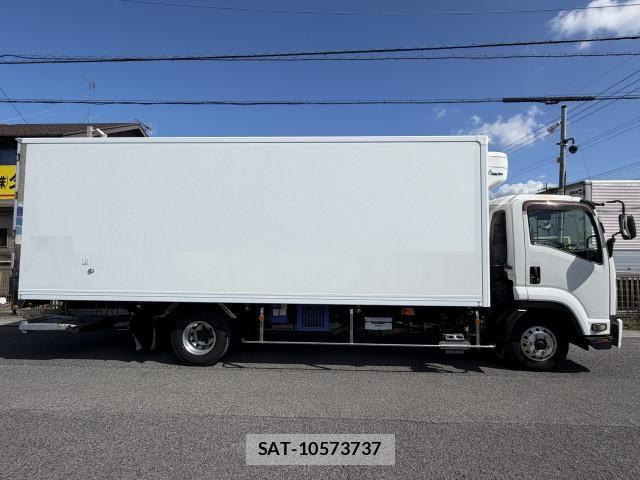 Isuzu FORWARD 2015-07 8524952-3