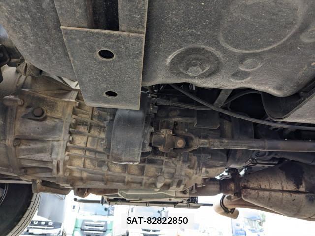 Isuzu FORWARD 2016-06 8524956-18