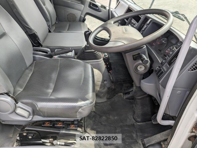 Isuzu FORWARD 2016-06 8524956-24