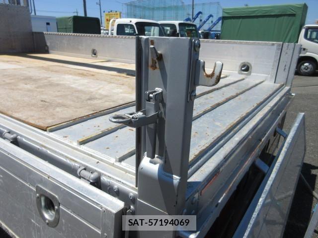 Isuzu FORWARD 2020-07 8524927-9