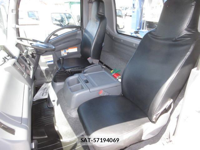 Isuzu FORWARD 2020-07 8524927-21